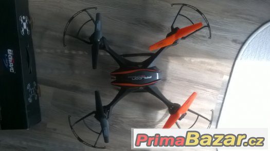 Velký Dron FALCON U842 HD Upgrade (48x48cm)