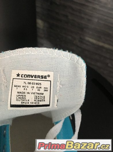 Converse, velikost 38 bílé, modré velikost 40