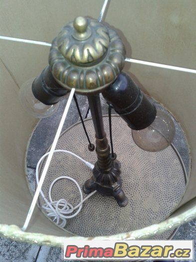 Stolní mosazná lampa Stolní mosazná lampa