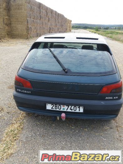 PRODAM DILY NA PEUGEOT 306 1,4 i