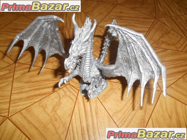 Cínové figurky -vojáci, rytíři, indiáni Cínové figurky -vojáci, rytíři, indiáni