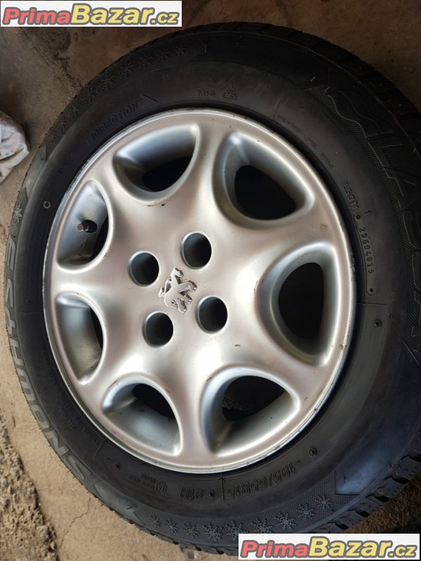 sada alu kola Peugeot s pneu dot4815 4x108 6.5jx15 et20