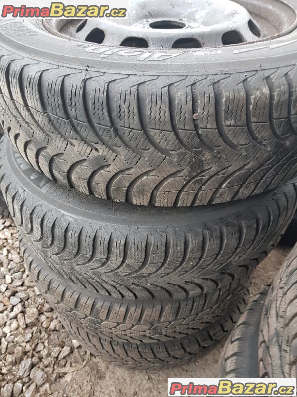 plechove disky plechy s pneu Michelin 5x108 6jx15 et52.5 pneu michelin 195/65 r15 91t