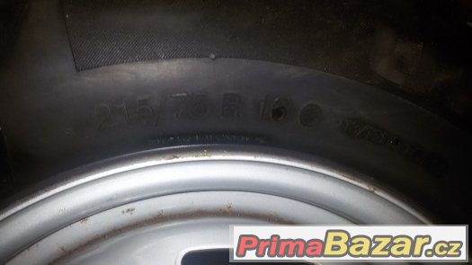 Pneu Ford Tranzit Uniroyal 215/75 R 16C M+S 113/111 R 70PS