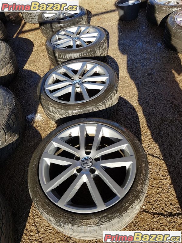 sada Volkswagen šedý lak 5x112 7.5jx18 et45