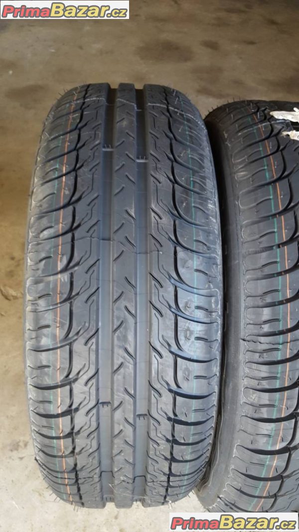 4xnove pneu BF Goodrich r16 195/55 r16 8