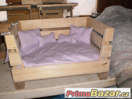 pelíšek-postel