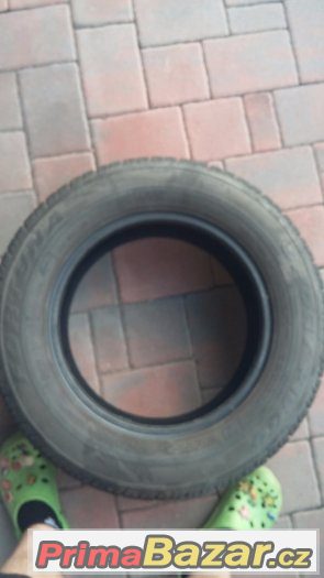 pneu 205/65R15