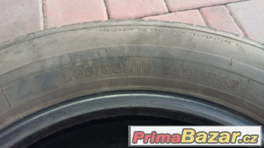 pneu 205/65R15