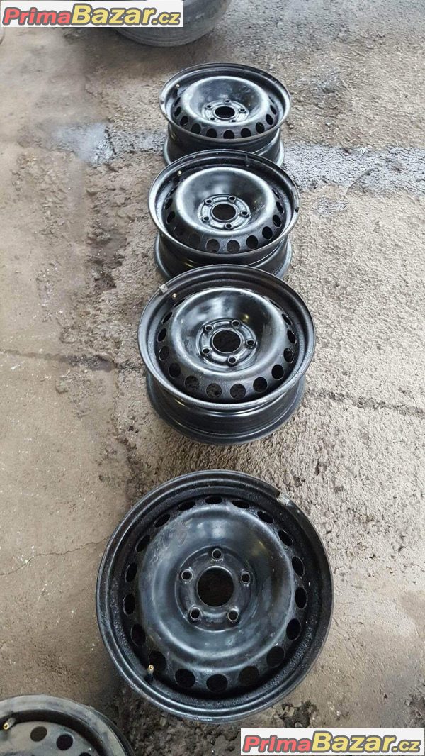 plechy mercedes audi A4 stred 66.6 8k0601027a 5x112 7jx16 et39