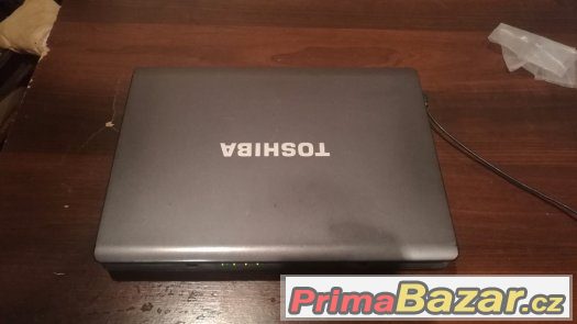 Notebook Toshiba 500gb na opravu