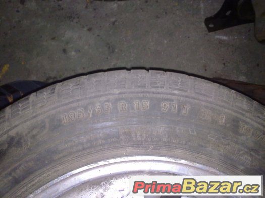 Zimní 195/65R15 M+S 91T Continental 4 ks za 800.-kč