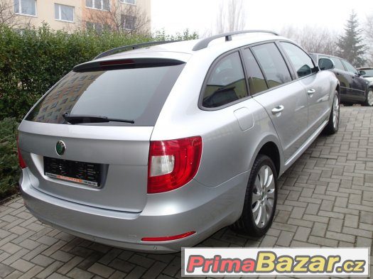 Škoda Superb combi 2.0TDi 125kW XENONY Koup.ČR,Najeto 102tkm Škoda Superb combi 2.0TDi 125kW XENONY Koup.ČR,Najeto 102tkm