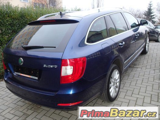 Škoda Superb combi 2.0TDi XENONY Koup.ČR,1.majitel,Serv.knih