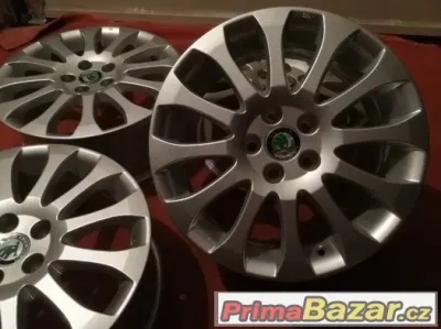originál 16" alu kola škoda COMET