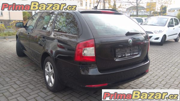 Octavia combi 1.6tdi cr,facelift,navigace,alu.kola,serviska,2012.