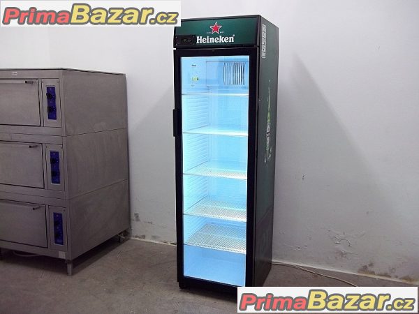 prosklena-lednice-chladnice-vitrina-liebherr-bcdv-4313