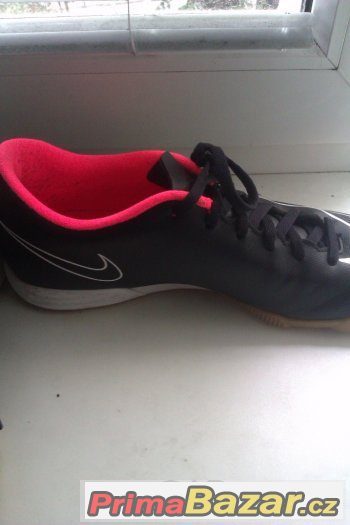 Salovky Nike Mercurial 43