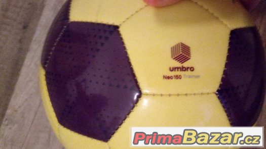 Značkový kopačák UMBRO