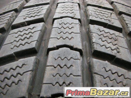 PRODÁM 4KS ZIMNÍCH PNEU ROADSTONE EURO-VIN 185/55/15/82H