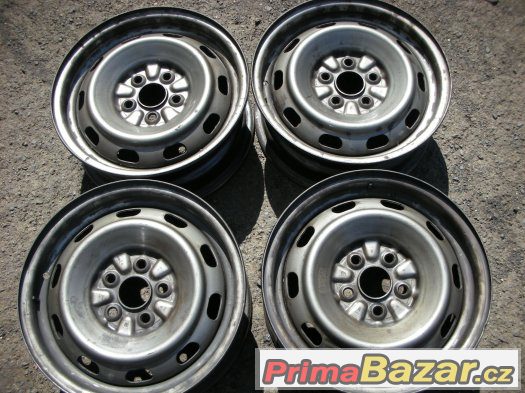 PRODÁM 4KS PLECHOVÉ DISKY NA TOYOTA 5.5x14,5x100,DÍRA 54MM