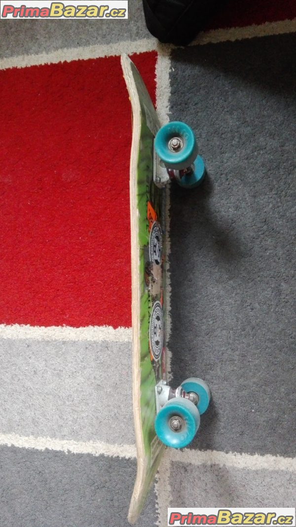 Skateboard