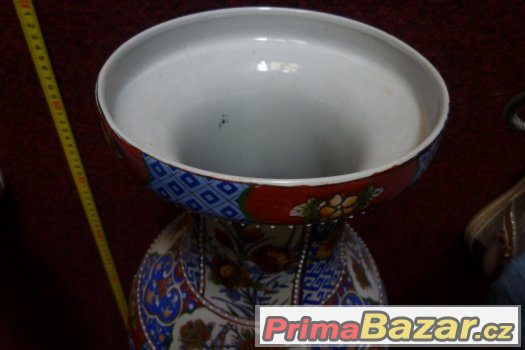 Váza Dynastie Ming značená