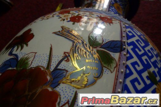 Váza Dynastie Ming značená