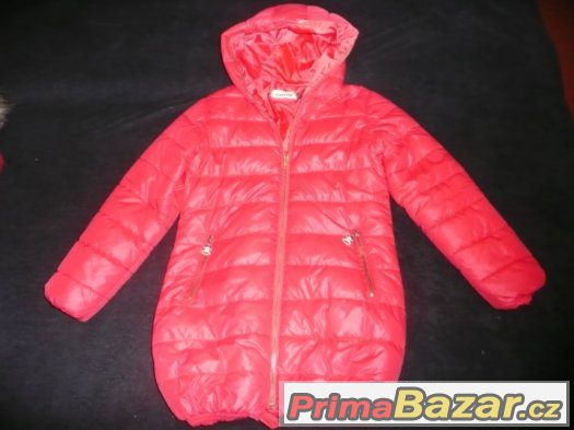 červený zimní kabát vel.140