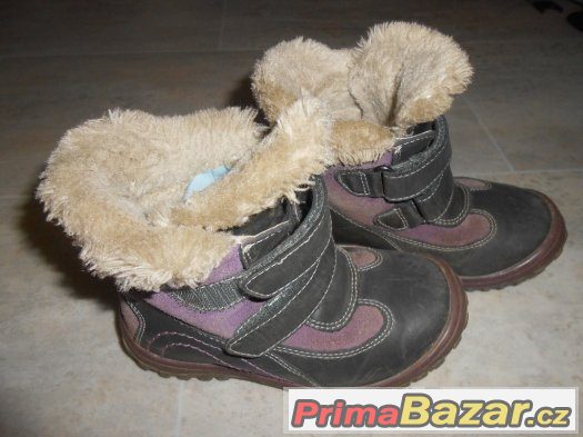 zimní dívčí boty s kožíškem - vel.26