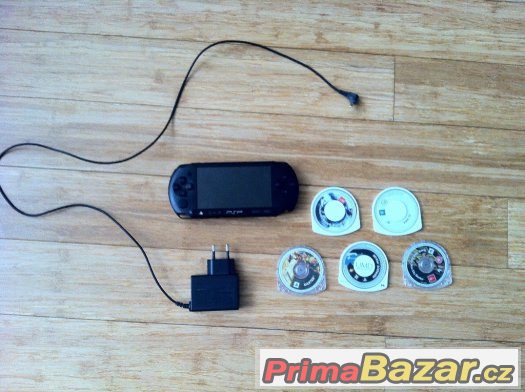 PSP Black s 5 hry