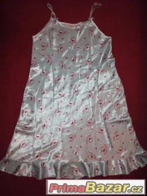 Noční košilka ,,Hello Kitty"