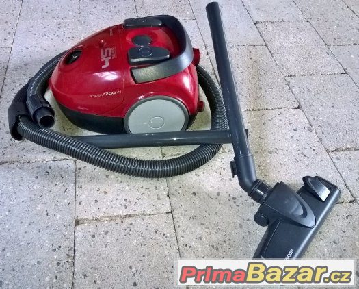 Prodám vysavač Sencor SVC 45 RD, 1200 W Prodám vysavač Sencor SVC 45 RD, 1200 W
