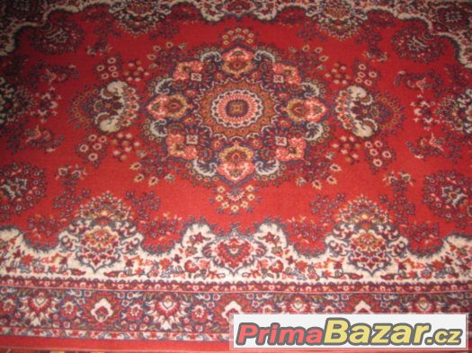 Prodám koberec s perským vzorem