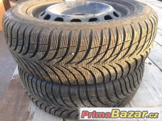 Zimní pneu 205/55 R16 rozteč plech 5x112 VW,Škoda,Seat