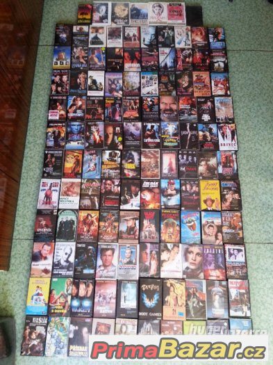 VHS videokazety 187 kusů