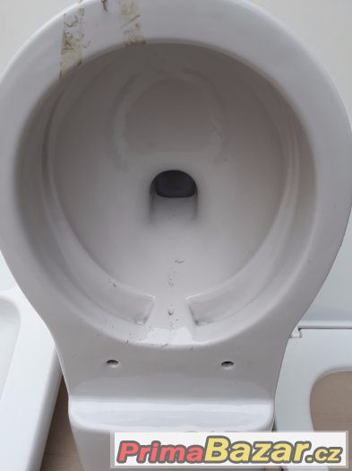 Invalidní umyvadlo, wc závěsné, sedátko