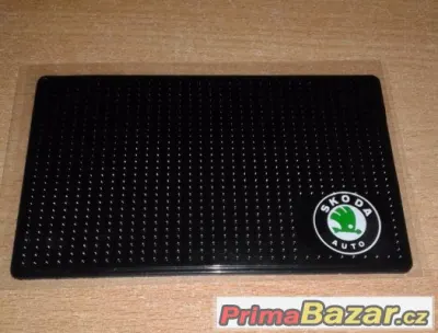 protiskluzová podložka škoda 150x90x3mm