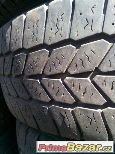 215/65 R16 C univerzál Goodyear