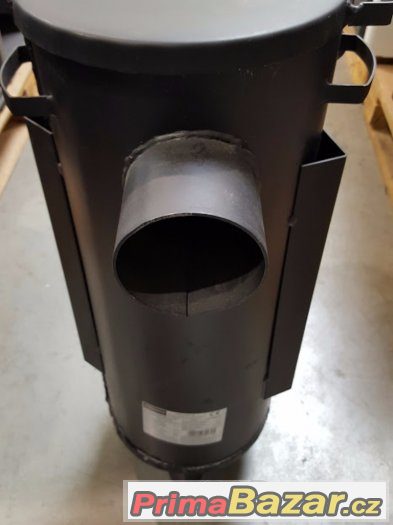 Kamna krbová malá 710x240x240 výkon 4KW nepoužitá. Kamna krbová malá 710x240x240 výkon 4KW nepoužitá.