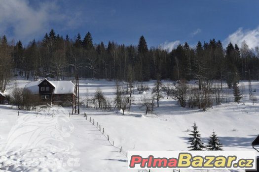 Pozemek s možností komerční výstavby (387 m2) a další pozemk