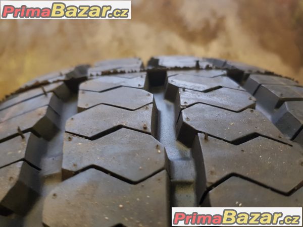 1x pneu nová ,nepoužitá r15C Westlake radial sc328 205/70 r15c 13