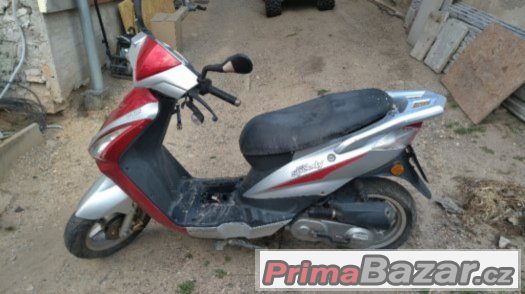 prodam-scooter-pokazeny-yuki-50-new-speedy