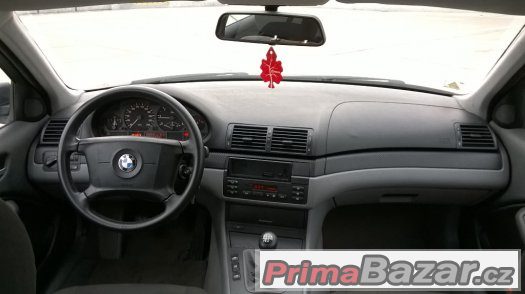 BMW E46 Touring - interiér - palubní deska