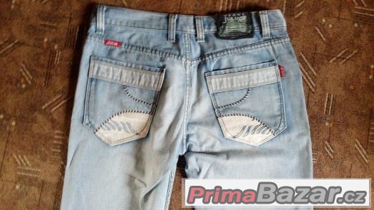 Pánské moderní džíny s rozparkami