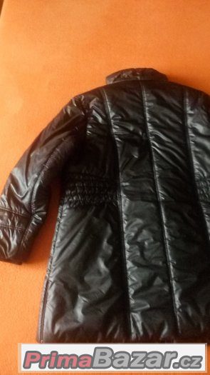 Zánovní - kvalitní, dámská, prodloužená bunda - kabát