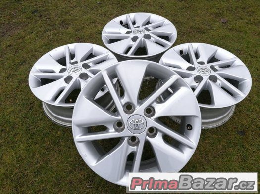 Prodám alu kola Original Toyota R15 5x114,3