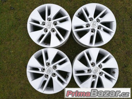 Prodám alu kola Original Toyota R15 5x114,3