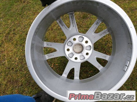 Prodám ALU kola Original Audi R17 5x112