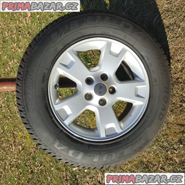 Letní Sada Alu Kola 5x114.3 215/70 R16 Ford TOP STAV